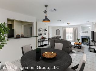 8618 E Rachlin Cir, Houston, TX 77071