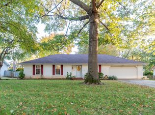 1216 W Lasalle St, Springfield, MO 65807