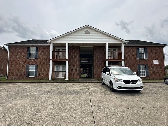 3rd image of 240 Timber Court Dr APT E