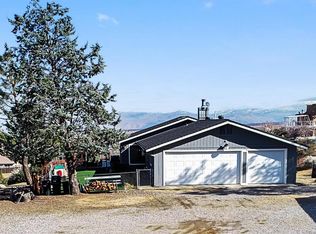 4225 Snowline Dr, Phelan, CA 92371