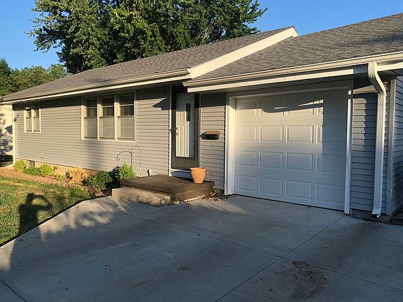 2nd image of 404 NE 11th St