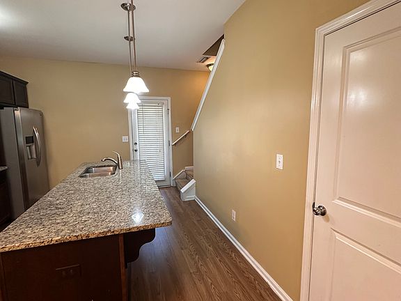 3rd image of 13592 Calloway Glen Dr