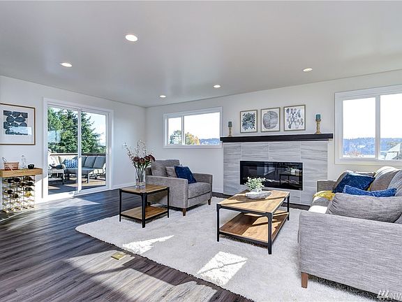 4th image of 18022 60th Ave NE