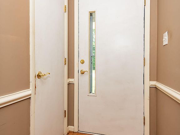 5th image of 206 Diane Drive
