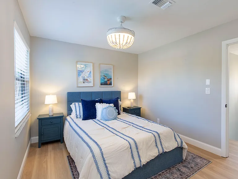 2478 Bedford Mews Dr — Photo 12