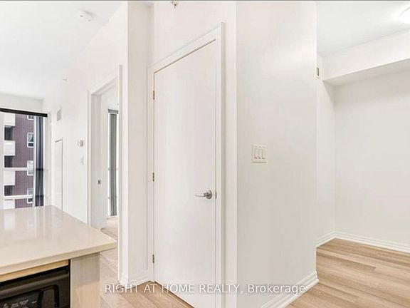 4th image of 111 Worsley St #7