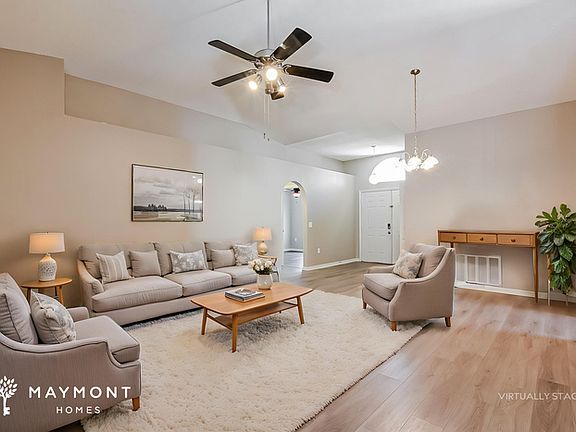 4th image of 1169 Amanda Kay Cir