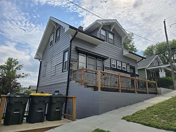 2nd image of 1040 Hill Ave