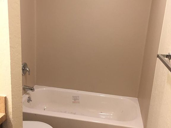 4th image of 4254 7th Ave NE APT 302