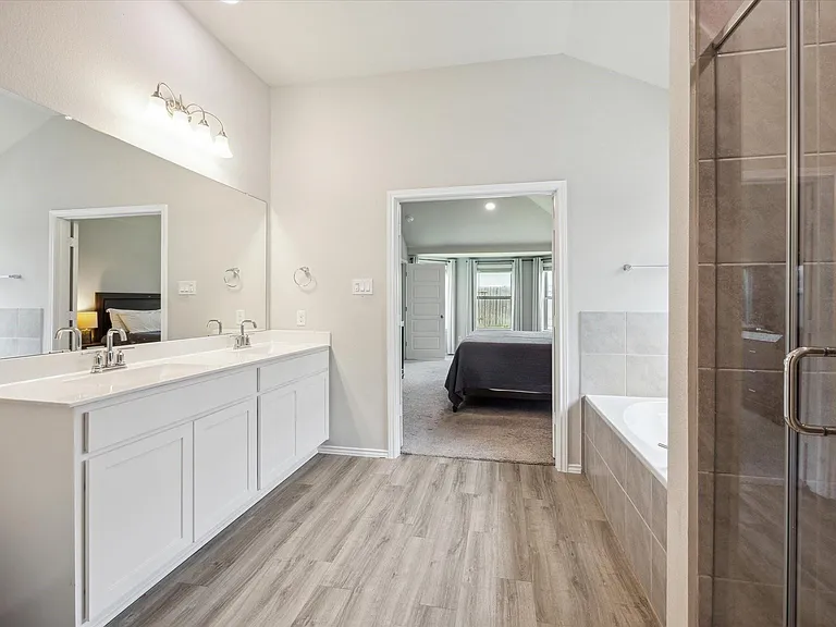 6414 Fiddlewood Thicket Ln — Photo 16