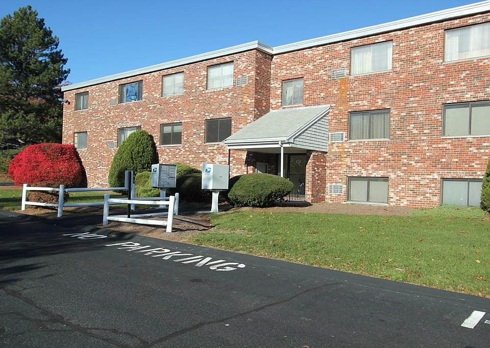 1st image of 67 Milliken Ave APT 16