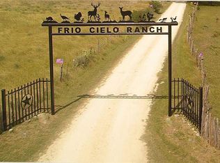 81 White Tail Run, Uvalde, TX 78801