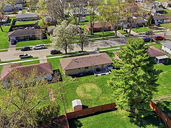 4th image of 1325 Chelsea Rd