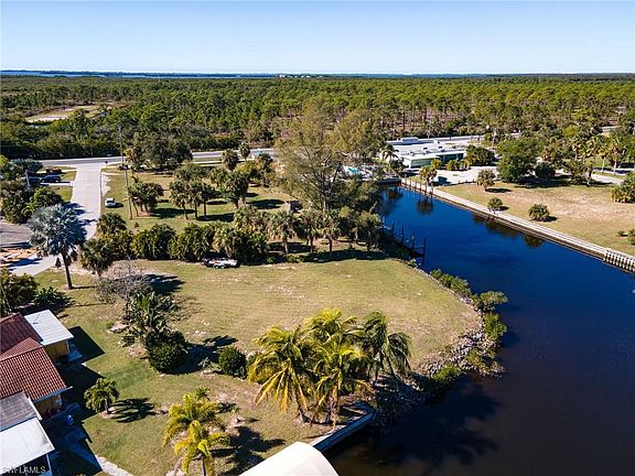 5th image of 3518 Sea Holly Ln