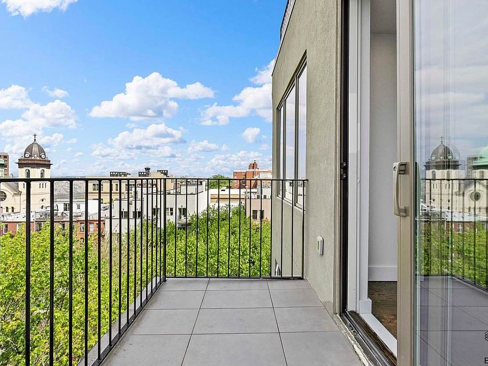 1st image of 495 Saint Johns Pl #5C