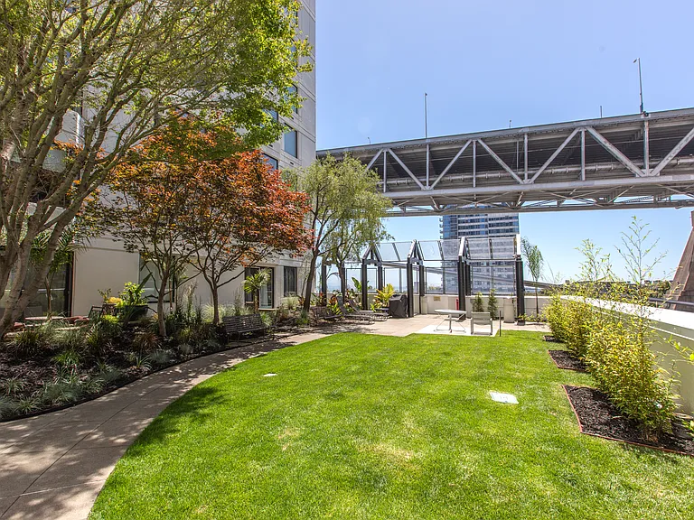201 Harrison St #1027 — Photo 42
