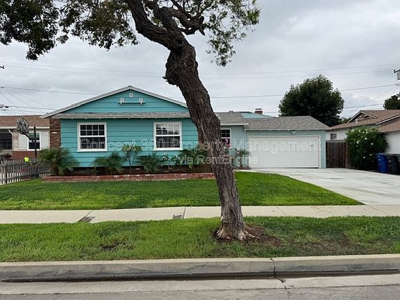 2nd image of 20915 S Menlo Ave