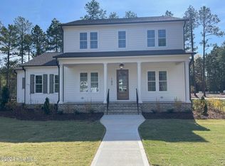 145 Hollycrest Dr, Pinehurst, NC 28374