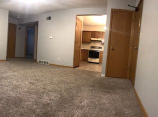 1824 S 15th St APT 1, Lincoln, NE 68502