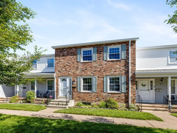 27 Esquire Drive #D, Manchester, CT 06042