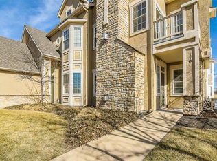 4503 W 159th Ter APT 110, Overland Park, KS 66085