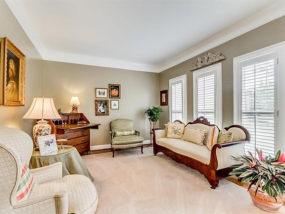 5th image of 4123 Heatherhedge Ln