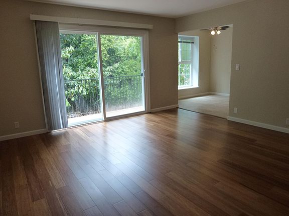 5th image of 979 Ponderosa Ave APT C