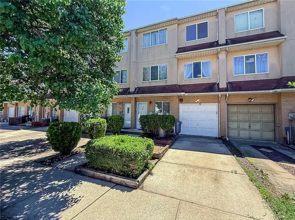 118 Wirt Ave, Staten Island, NY 10309
