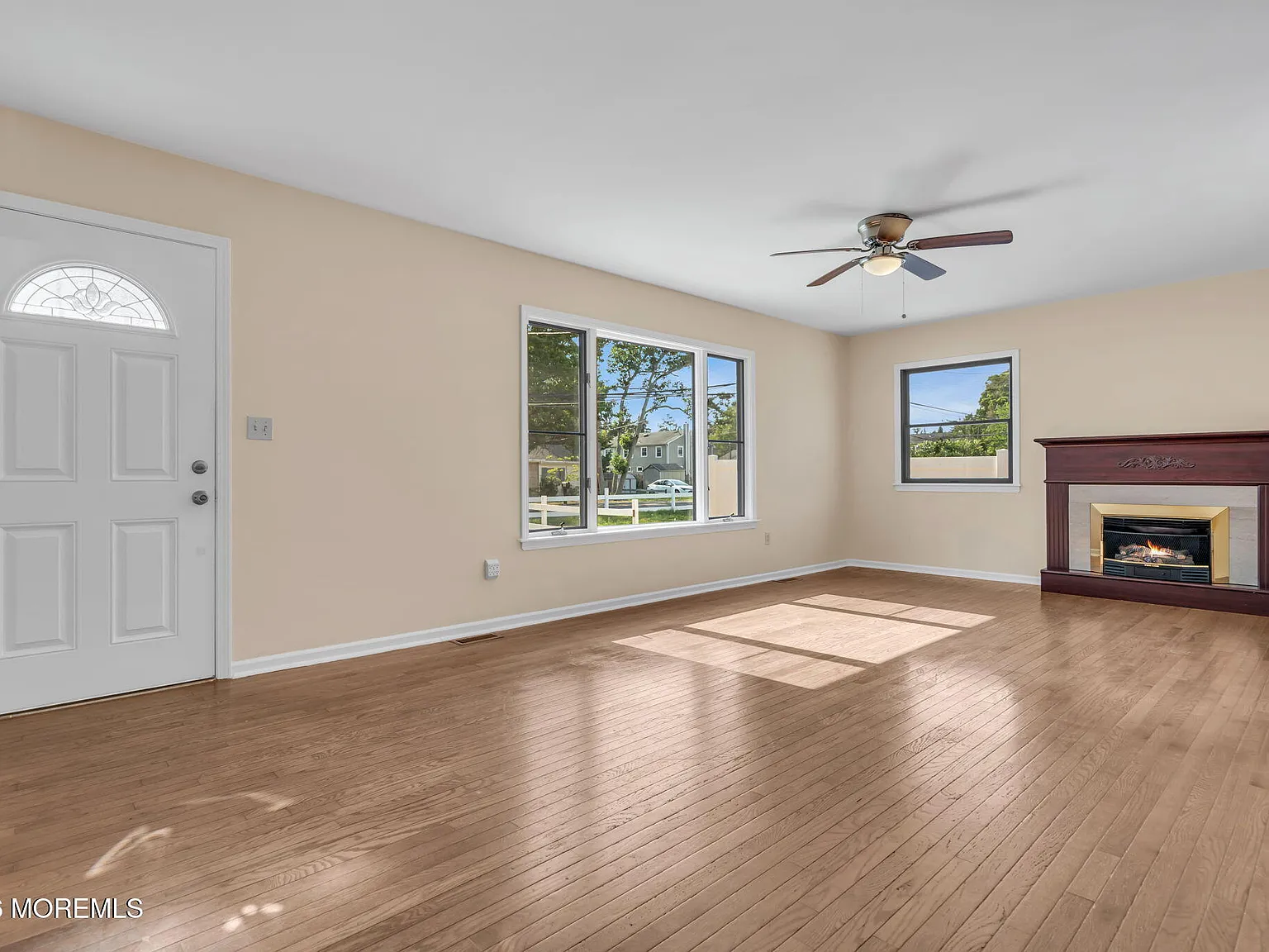 3 bed, 1494 sqft, $3,300 — Photo 4