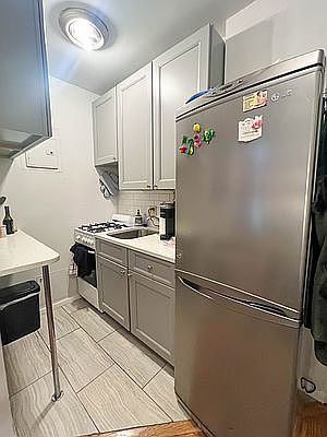 1st image of 128 Thompson St APT 11