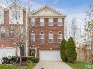 6955 Middleboro Dr, Raleigh, NC 27612