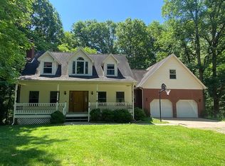 9205 Amber Ln, Mount Vernon, IN 47620