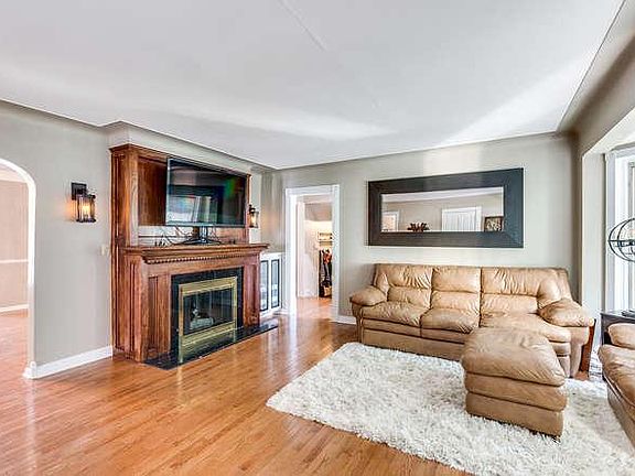 4th image of 419 Englewood Ave
