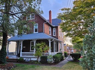 402 N 5th Ave, Royersford, PA 19468