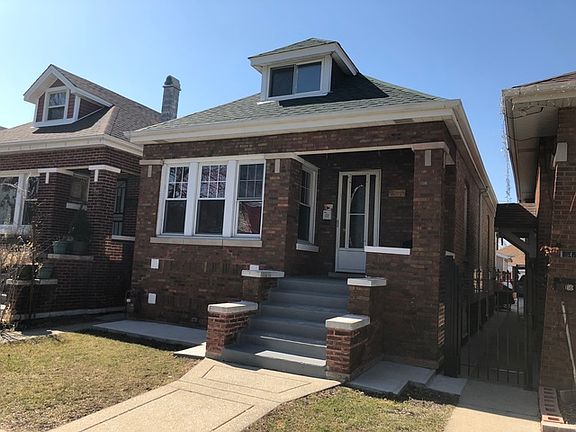 3rd image of 5544 S Richmond St
