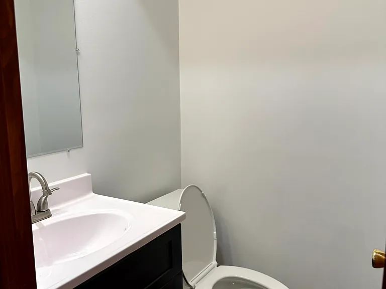 1 Florentine Ct — Photo 6