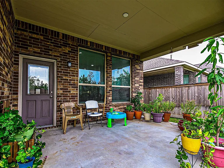 19619 Lake Bosque Dr — Photo 46