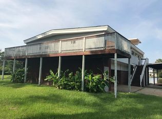 210 Elm Ln, Pass Christian, MS 39571