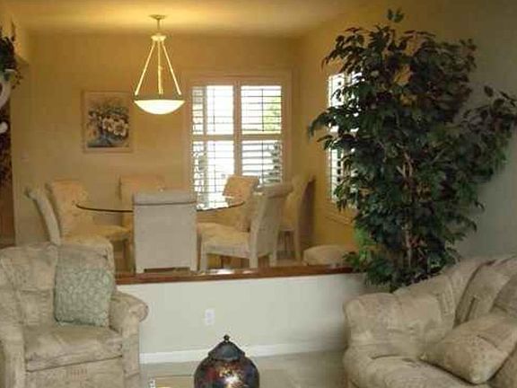 Formal Dinning Room