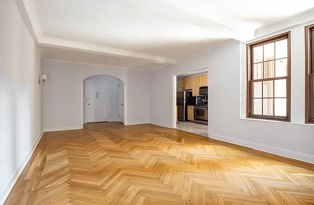 Rented by City Connections Realty | media 6