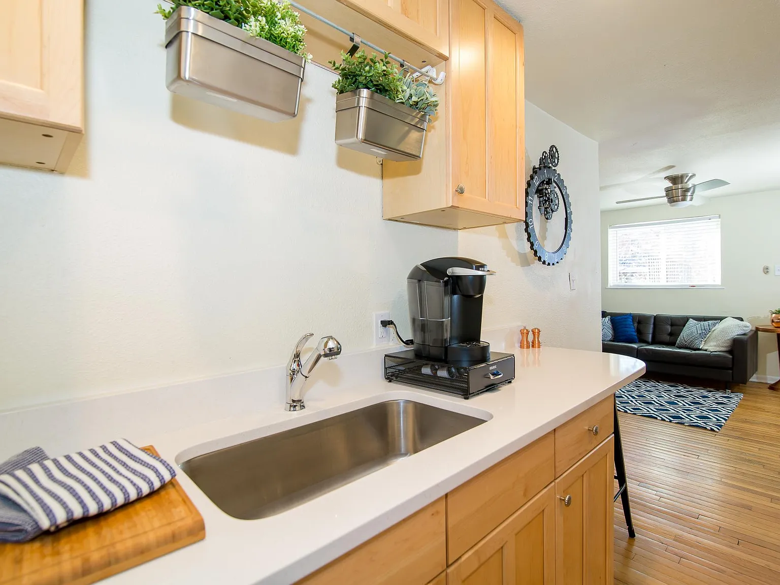 1 bed, 550 sqft, $1,900 — Photo 4
