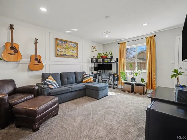 972 S Miller Street, Lakewood, CO 80226