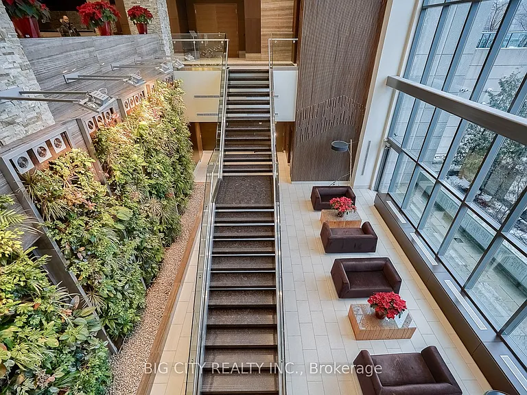 35 Brian Peck Cres #403 — Photo 3