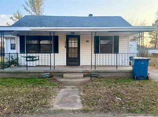 1009 E Walnut St, Cushing, OK 74023