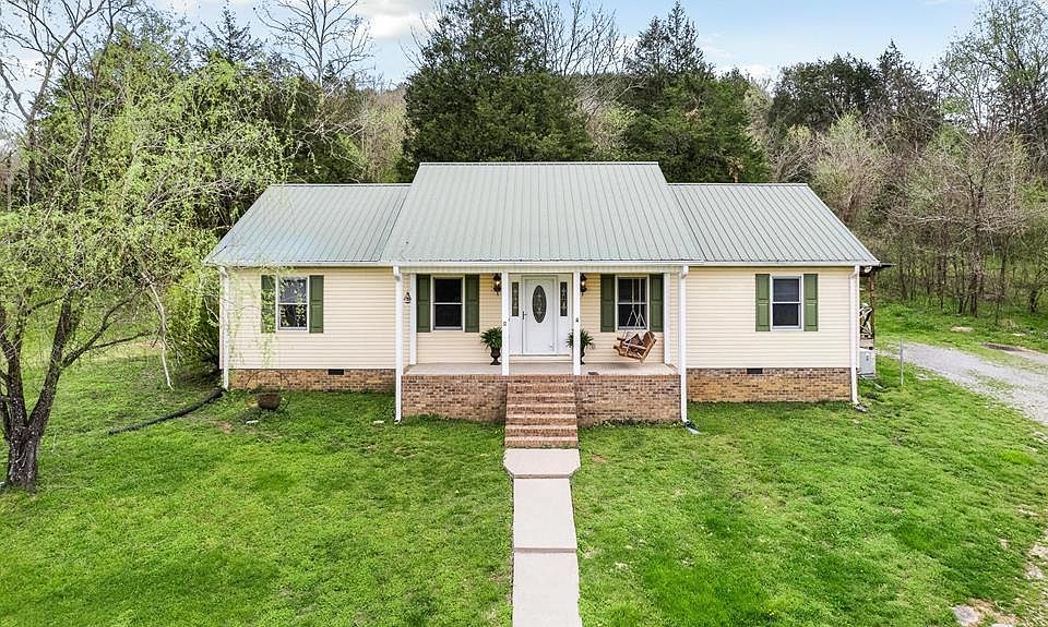 1st image of 9 Crossman Ln