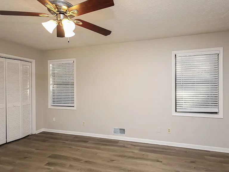 3384 Sheree Trl — Photo 12
