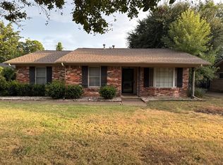1218 Weathered St, Irving, TX 75062