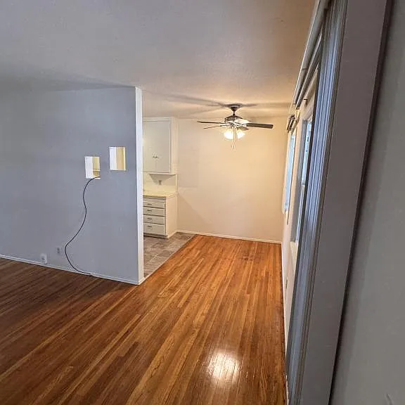 5090 College Ave — Photo 3