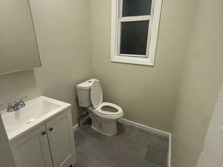 115 Seymour Ave #1 — Photo 6