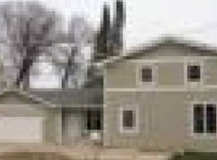 2135 Overland Ln, Mound, MN 55364